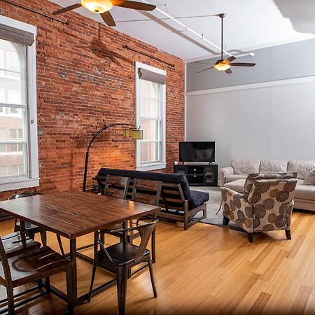 Апартаменты Modern Lofts Next To Georgia St. & Convention Ctr. Индианаполис Экстерьер фото