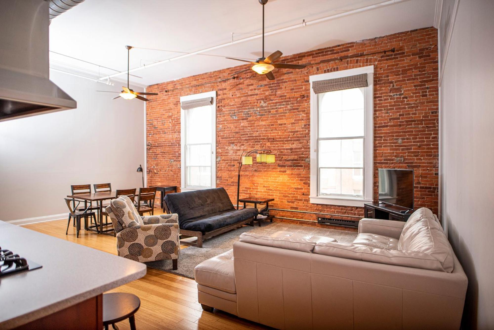 Апартаменты Modern Lofts Next To Georgia St. & Convention Ctr. Индианаполис Экстерьер фото